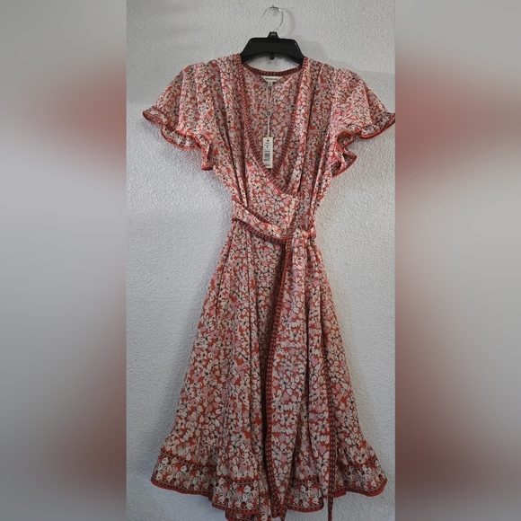 Max Studio Floral Mini Dress in Red and White - Picture 5 of 7